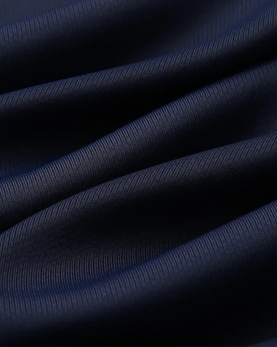 Seamless activewear t-shirt for daily and gym wear