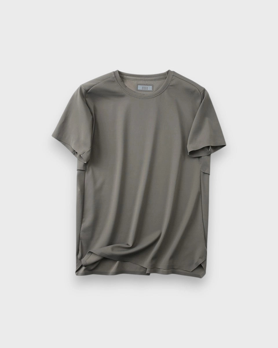 Seamless activewear t-shirt for daily and gym wear