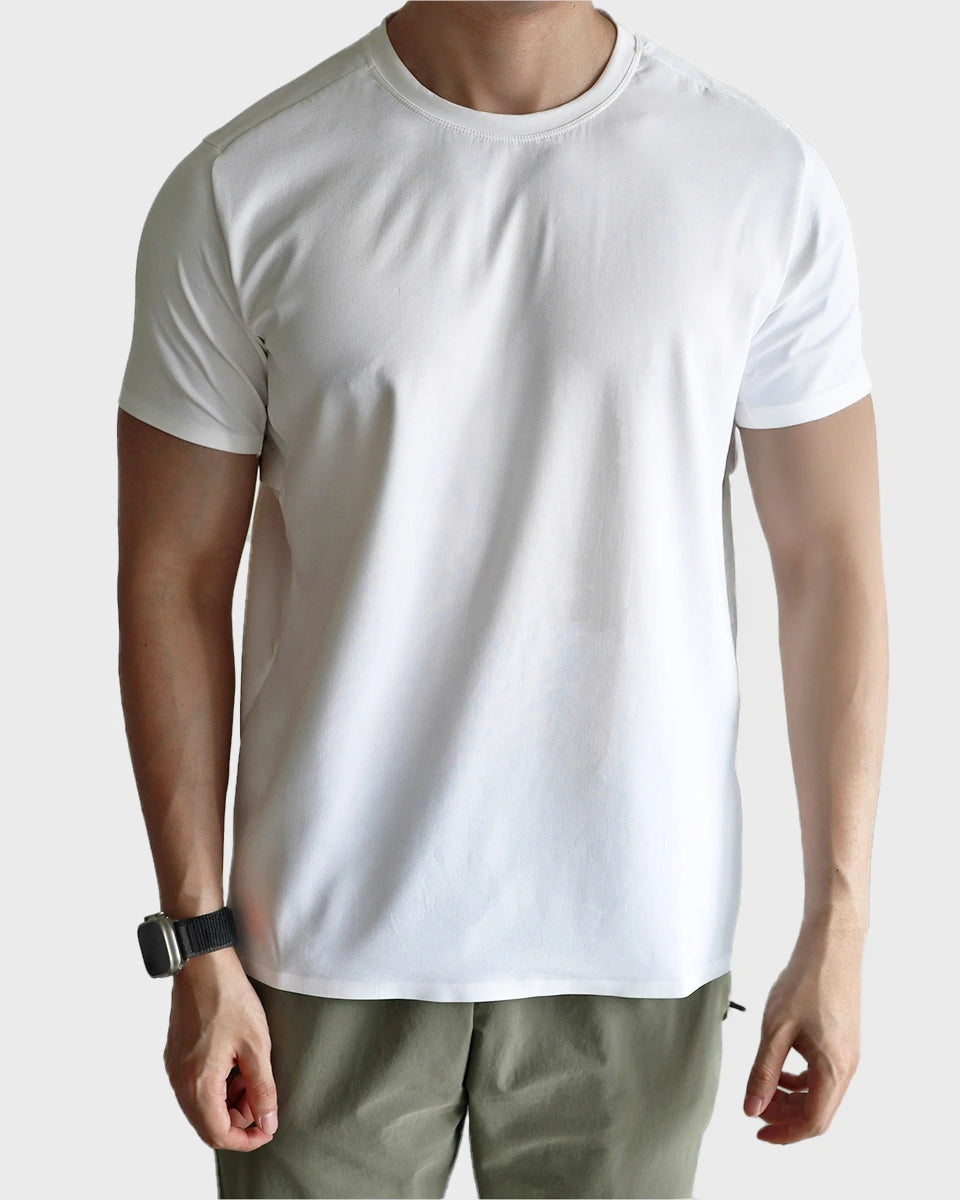 Seamless activewear t-shirt for daily and gym wear