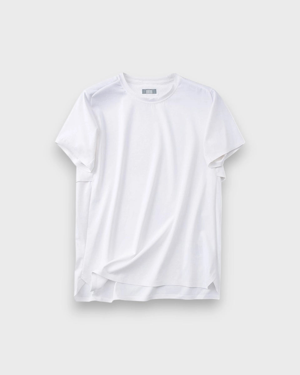 Seamless activewear t-shirt for daily and gym wear