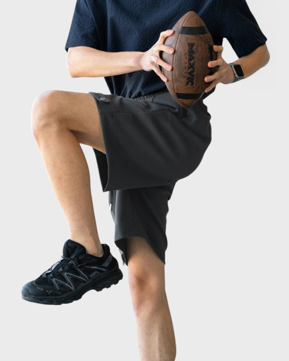 Lightshift Short – lightweight breathable shorts for men with snap button detail and structured silhouette