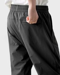 Range Pant – Lightweight 4-way stretch pants for men with zippered pockets