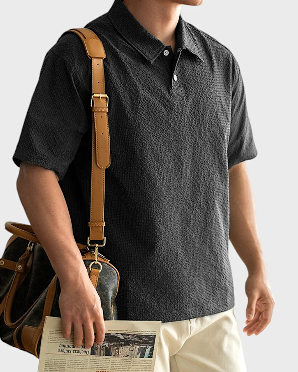Urbanease Polo – Men’s seersucker polo shirt with breathable fabric and relaxed fit