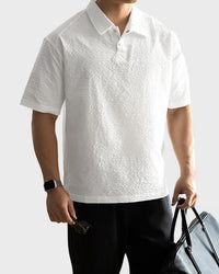 Urbanease Polo – Men’s seersucker polo shirt with breathable fabric and relaxed fit