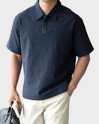 Urbanease Polo – Men’s seersucker polo shirt with breathable fabric and relaxed fit