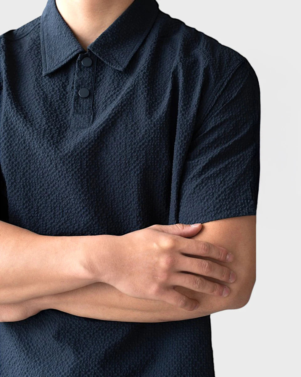 Urbanease Polo – Men’s seersucker polo shirt with breathable fabric and relaxed fit