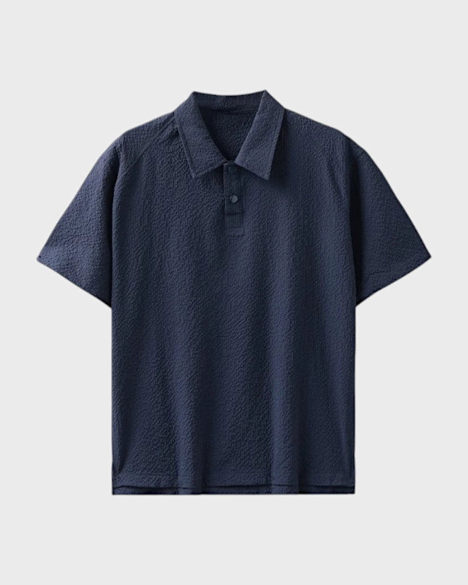 Urbanease Polo – Men’s seersucker polo shirt with breathable fabric and relaxed fit